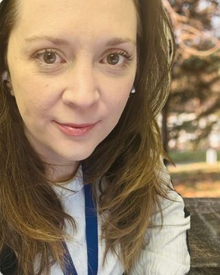 Photo of Shelly Sieligowski, LSW