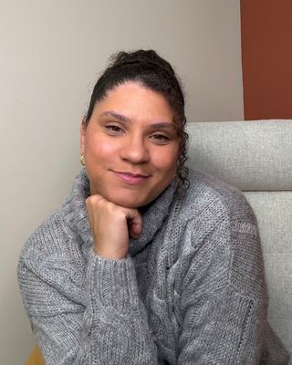 Photo of Naomi James, Registered Psychotherapist (Qualifying), RPQ, MACP, CMPC, MHK