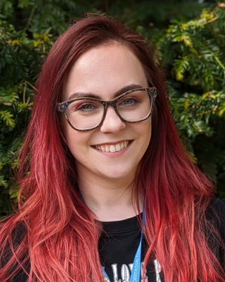 Photo of Kristyna Hallam, Psychotherapist, MBACP