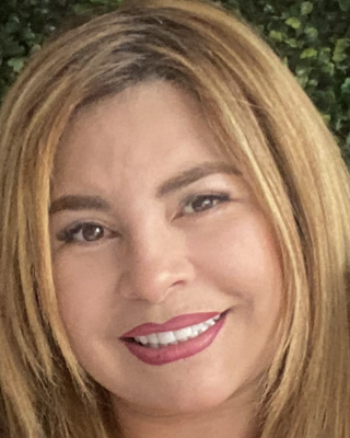 Foto de Alba Nelly Hoyos Eraso - mente y emociones , Psicoterapeuta, Dr. en Psicología