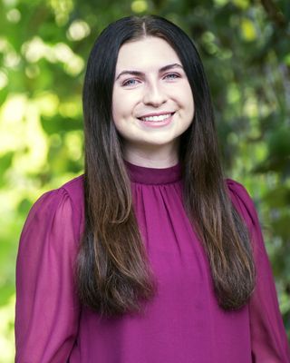 Photo of Alexis Babik, Clinical Social Work/Therapist, LISW