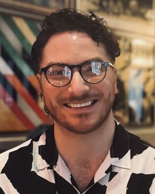 Photo of Brent De Castro, Psychotherapist, MBACP