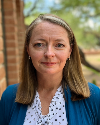 Photo of Lindsey Joy Smith, Clinical Social Work/Therapist, LMSW