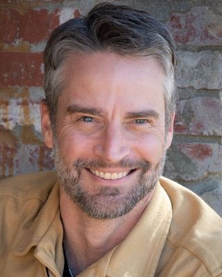 Photo of Ian D. Walters, Psychotherapist, MA, MIACP