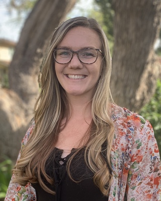 Photo of Erica Curry, Marriage & Family Therapist in Long Beach, CA