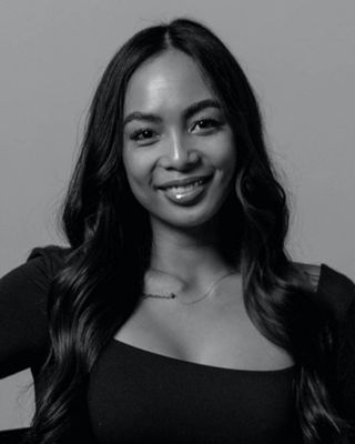 Photo of Melanie Fernandez, Counsellor, BA, MA, RCC