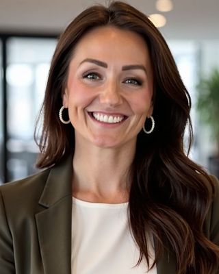 Photo of Hannah Lynch, Psychiatric Nurse Practitioner, MSN, PMHNP