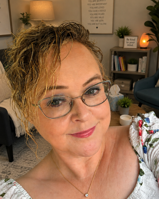Photo of Melissa Dye, Clinical Social Work/Therapist, LCSW, CSOTP