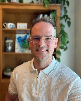 Photo of Mitchell DeShazer, Marriage & Family Therapist, MS