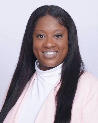 Photo of Keri-Ann Philips, Pre-Licensed Professional, MSW