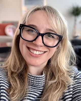 Photo of Dr. Rachel Pad, Psychologist, PhD, LP