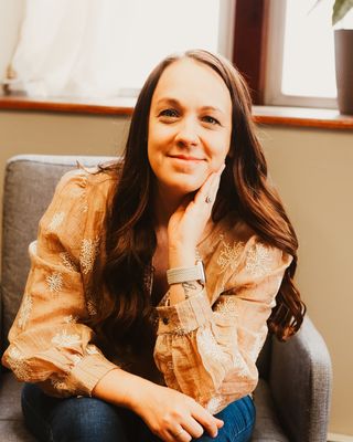 Photo of Tara Calhoun, Clinical Social Work/Therapist, LCSW