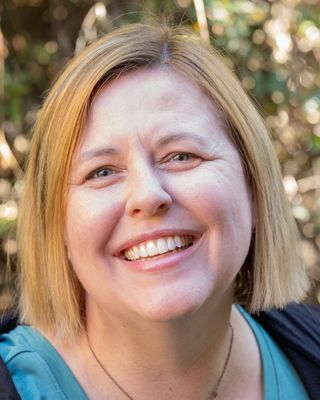 Photo of Chelsea Stein Engberg, Marriage & Family Therapist Associate, MA, MAS, AMFT, APCC