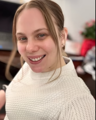 Photo of Sarah Kushnir, Clinical Social Work/Therapist, LCSW