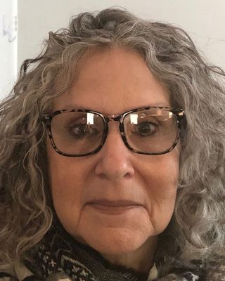 Photo of Shayna Kulman-Lipsey, Registered Social Worker, MSW, RSW