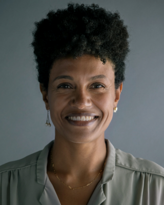 Photo of Angela Akinyemi, Licensed Mental Health Counselor, LMHC