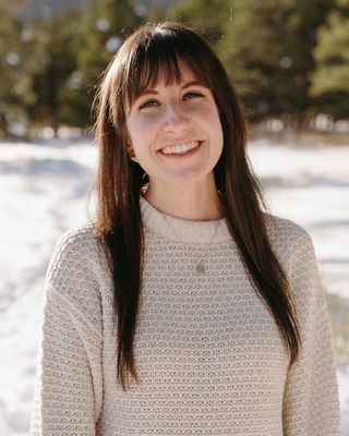 Photo of Lynnae Gillard, Clinical Social Work/Therapist, LCSW, MSW