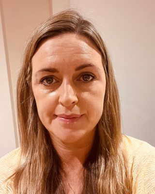Photo of Aishlinn Molloy O'Shaughnessy, Psychotherapist, MA, MIAHIP