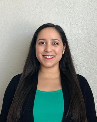 Photo of Ariel Rogers, Marriage & Family Therapist, LMFT