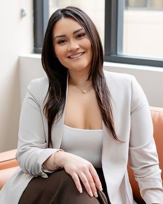 Photo of Shauni Kawelo - Shauni Kawelo, Therapy for New Parents, Pre-Licensed Professional, MA, APCC