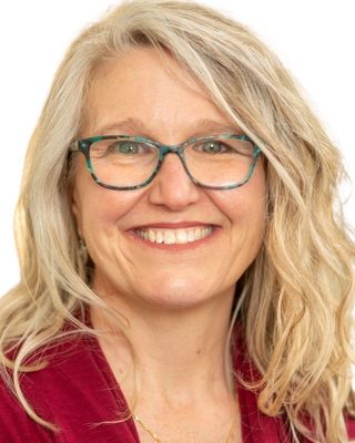 Photo of Laura Silverstein, Clinical Social Work/Therapist, LCSW, CGT