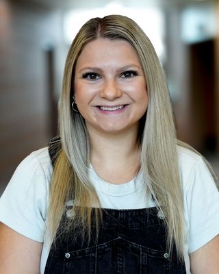 Photo of Riley Rossetti, Clinical Social Work/Therapist, LSCSW