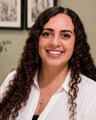 Photo of Lauren Wood, Counsellor, MNCPS Acc.