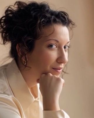 Photo of Emrielle VanCleave, Marriage & Family Therapist, LMFT, C-PD, CCTP-II