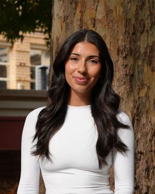 Photo of Isabella Gabriele, Psychotherapist, MA, PACFA