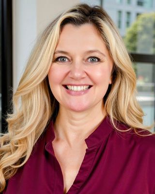 Photo of Jennifer Corinna, Licensed Clinical Mental Health Counselor, MS, LCMHC, NCC
