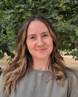 Photo of Nicola Davis, Counsellor, MBACP
