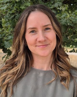 Photo of Nicola Davis, Counsellor, MBACP
