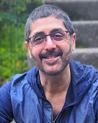 Photo of Omid Roustaei, Counselor in Belltown, Seattle, WA