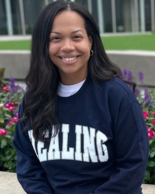 Photo of Jasmine Fields, Clinical Social Work/Therapist, LSW