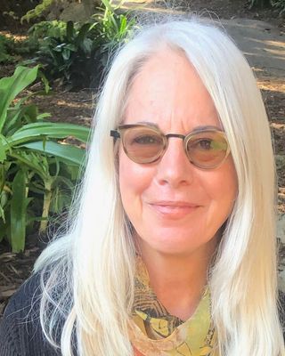 Photo of Ahria Wolf, Marriage & Family Therapist, MA, MFT