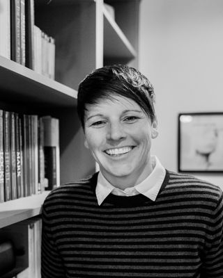 Photo of Allison Merrick, Licensed Psychoanalyst, PhD, PsyD, RP, FIPA