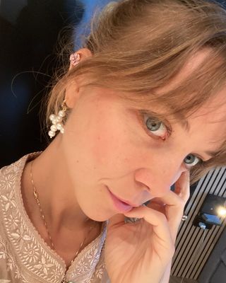 Photo of Isabelle Ruddy - Isabelle Scharfenberger, Psychotherapist, UKCP Trainee
