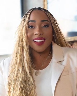 Photo of Dr. Ashley Carver, Clinical Social Work/Therapist, DSW, LCSW