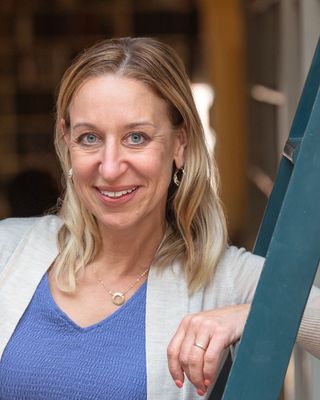 Photo of Dr. Meredith L Dove, Psychologist, PhD