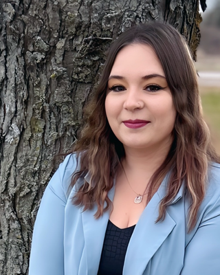 Photo of Mackenzie Wright, Registered Psychotherapist, MACP