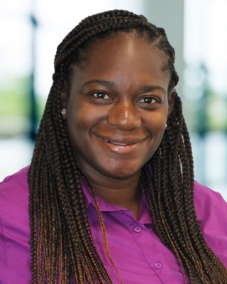Photo of Shara McPhall, Psychiatric Nurse Practitioner, PMHNP