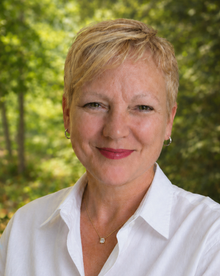 Photo of Natalie Hartney, Licensed Mental Health Counselor, LMHC, LPC