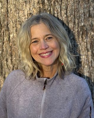 Photo of Dawn Casey-Chiles, LCSW, ACHT