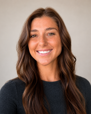 Photo of Maggie McEnerney, Psychiatric Nurse Practitioner, PMHNP