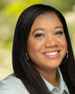Photo of Alexis Fonville, Pre-Licensed Professional, MS, LMHCA