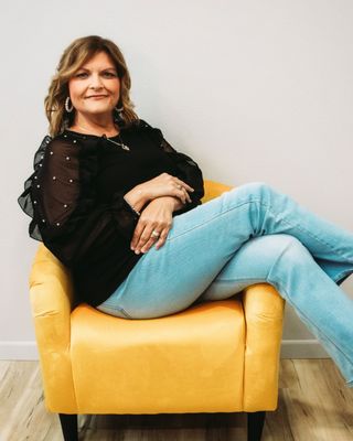 Photo of Kimberly Eaves, LPC-Associate, MEd