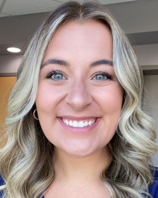 Photo of Emilee Bevil, Counselor in Bowling Green, KY