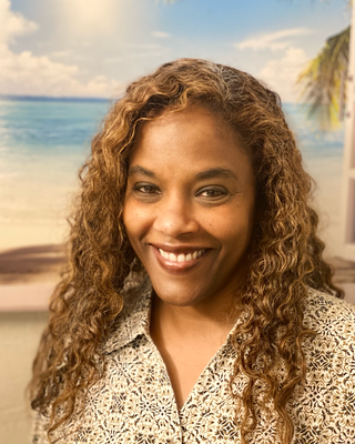 Photo of Tasauna Euwing, Marriage & Family Therapist, MA, LMFT