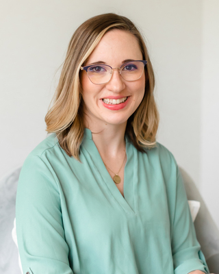 Photo of Alanna Betts, Licensed Professional Counselor in 20190, VA