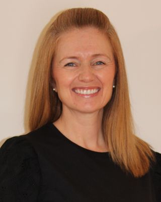 Photo of Carolyn McIntosh, MA, RP(Q), BEd, Registered Psychotherapist (Qualifying)